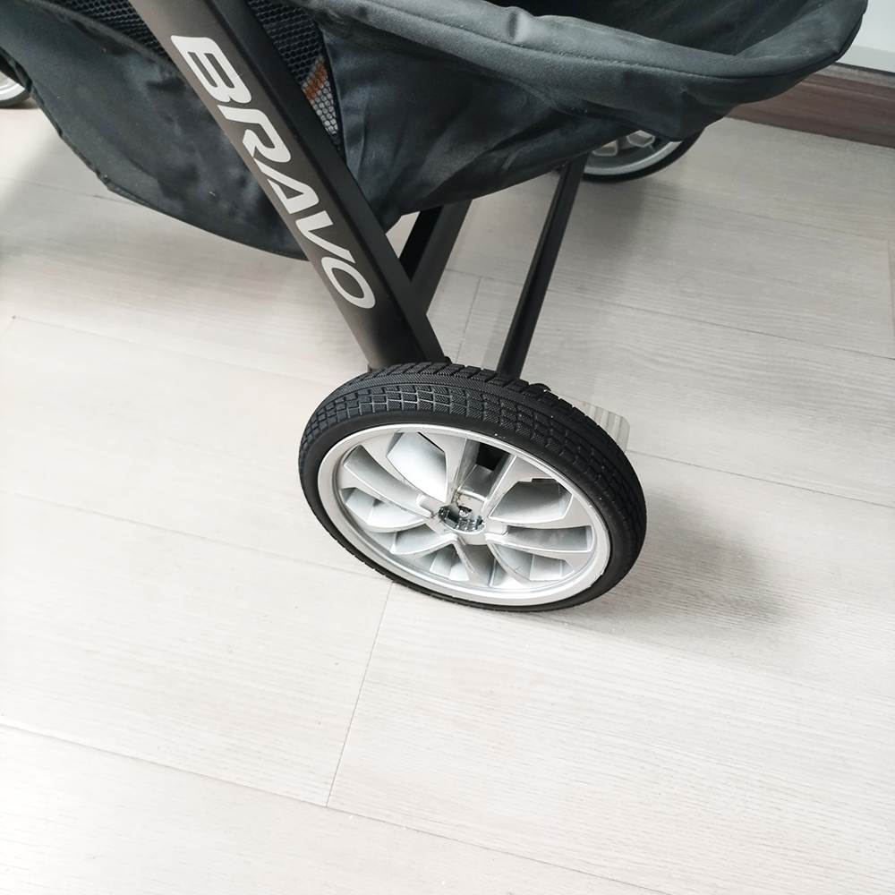 Specjalnie zaprojektowana tyln – Chicco Stroller Bravo recenzja i cena